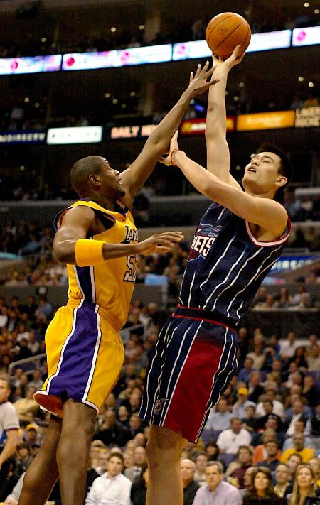 斯帕莱蒂：孔蒂是顶级教练，我们会全力以赴去应对那不勒斯（斯帕莱蒂盛赞孔蒂为顶级主帅：我们将全力迎战那不勒斯）