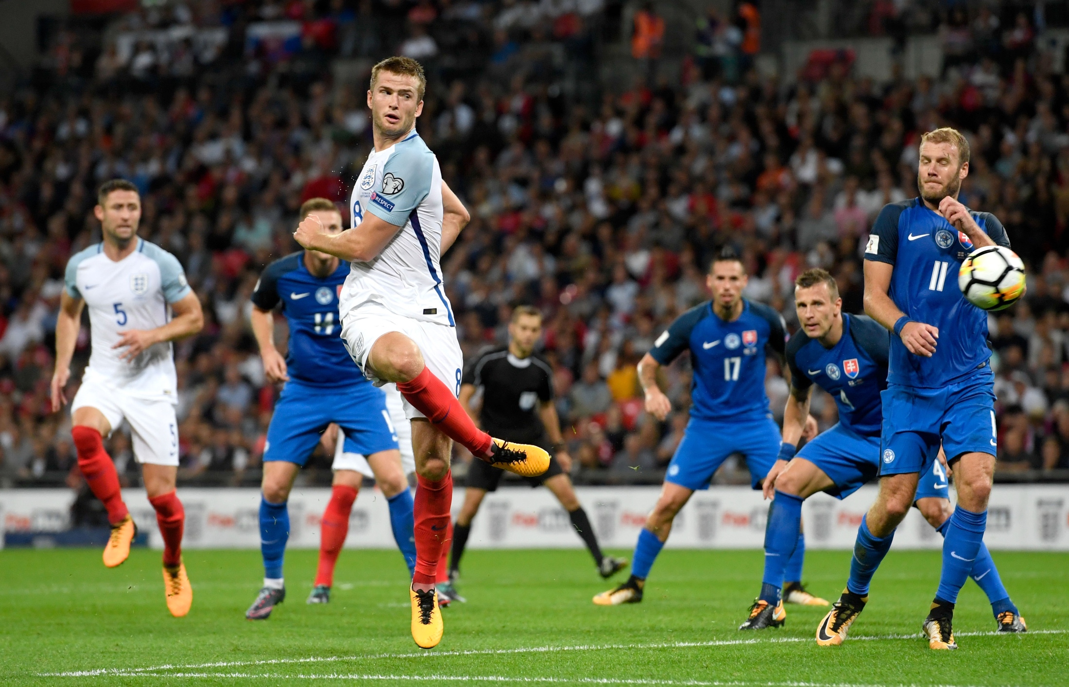 谁是欧冠赛场上进球最多的英格兰球员？（哪位英格兰球员在欧冠赛场进球最多？）