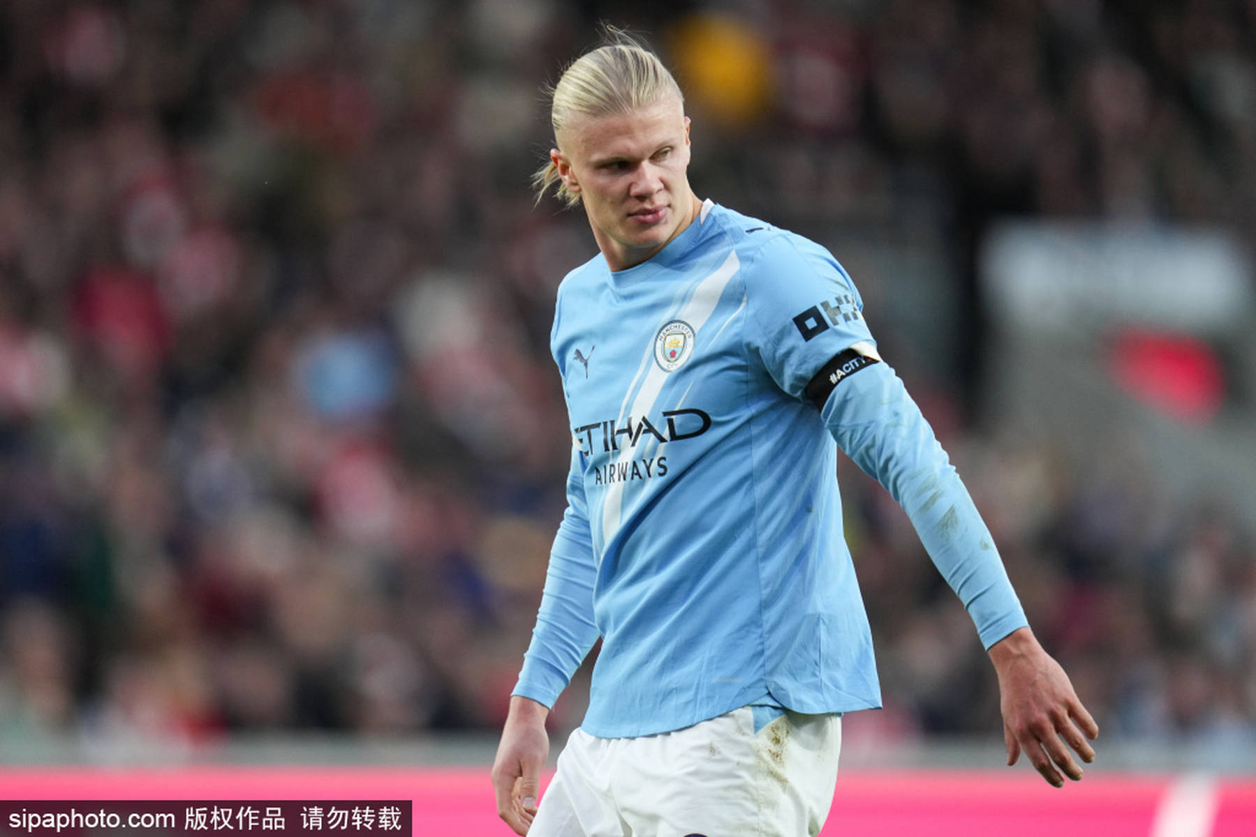 杜兰特稳定输出决定比赛走向（杜兰特稳健发挥左右战局）