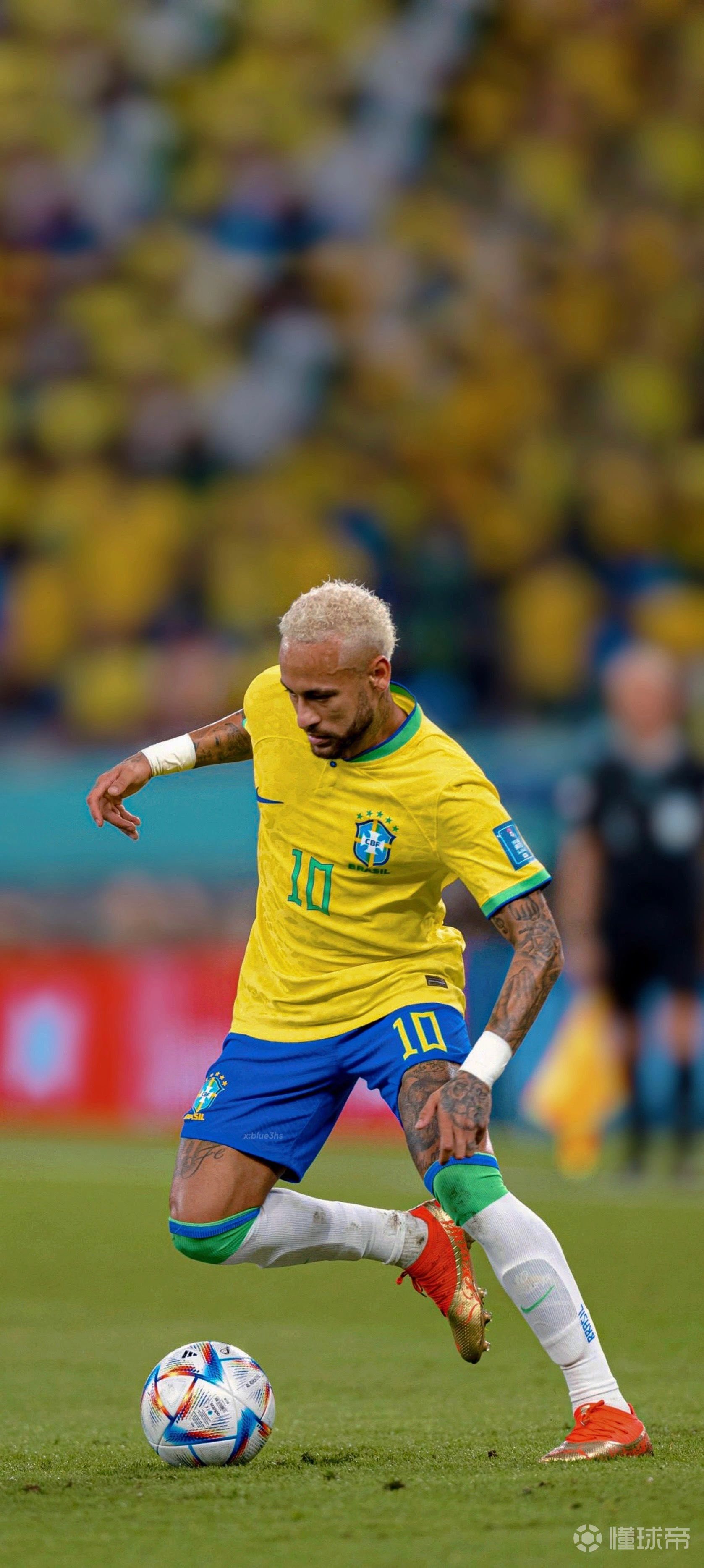 今年还剩5场比赛莱万年度69球，60球的姆巴佩冲击C罗、莱西91球仍难超越（年内仅剩5战：莱万已轰69球，60球的姆巴佩追赶C罗纪录，梅西91球仍高不可攀）