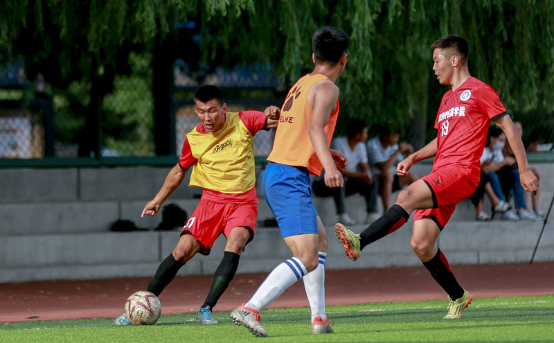 米体：比亚迪向国米交付特别定制版海狮07，将限量生产250台（米兰体育报：比亚迪向国际米兰交付海狮07专属定制版，限量生产250台）