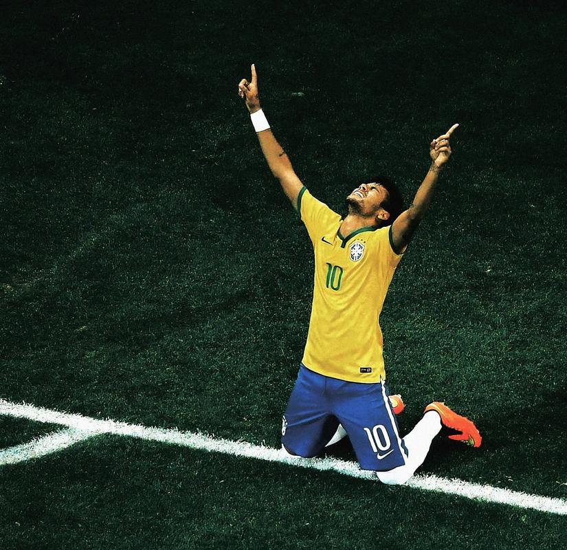 欧冠改制后连续3场破门最年轻榜单：17岁卡尔居首，姆巴佩次席（欧冠改制后连三场进球最年轻榜：17岁卡尔领跑，姆巴佩居次）