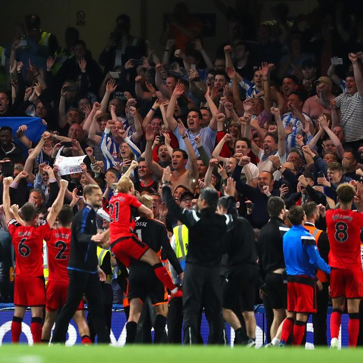 詹姆斯关键时刻稳住节奏（詹姆斯在关键时刻稳控比赛节奏）